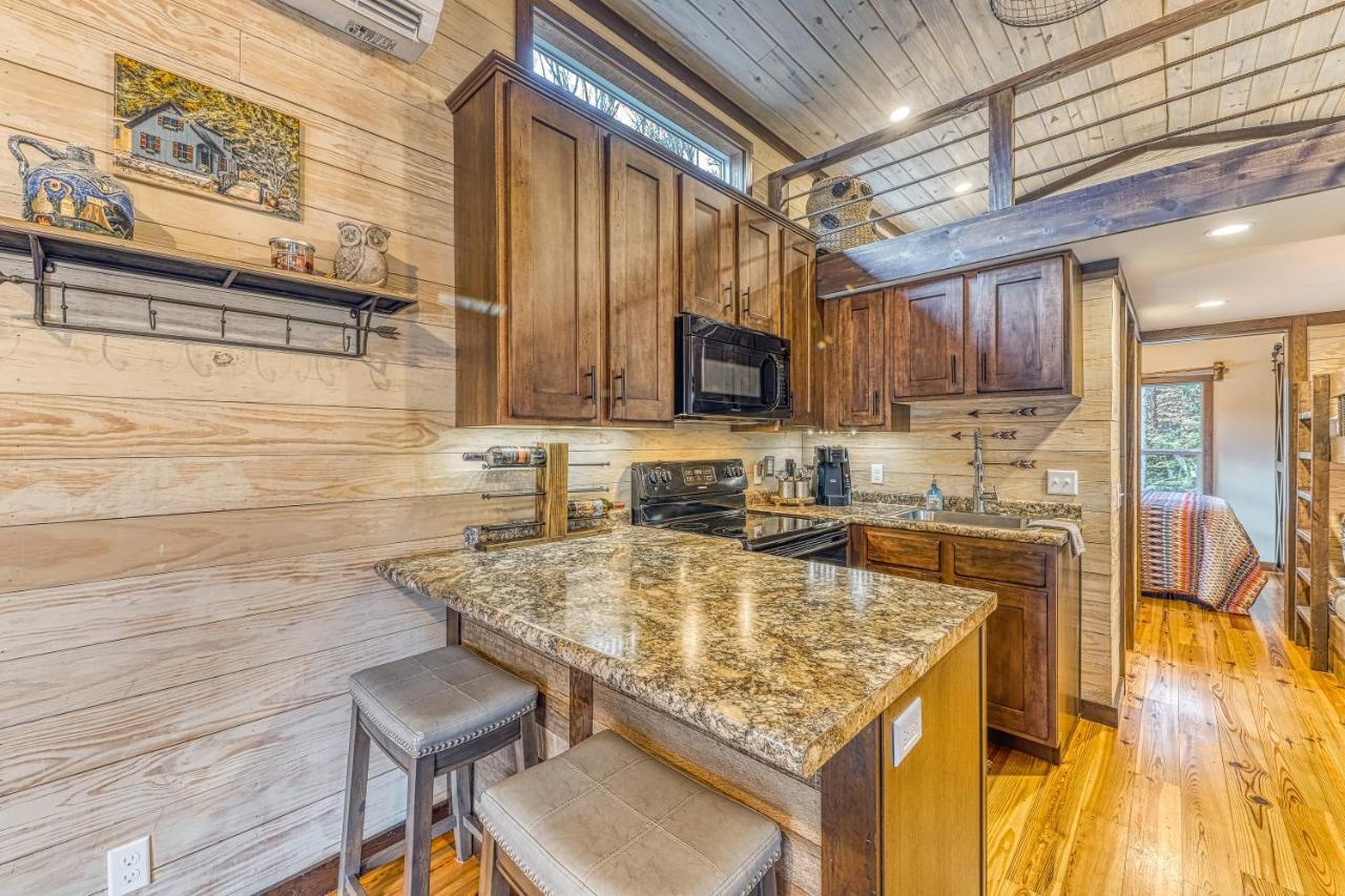Smoky Mountain Tiny Home Пиджен Фордж Екстериор снимка