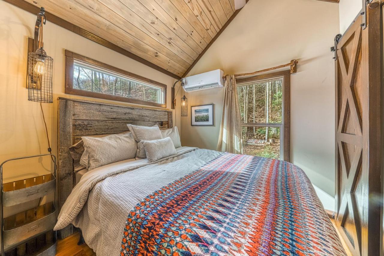 Smoky Mountain Tiny Home Пиджен Фордж Екстериор снимка